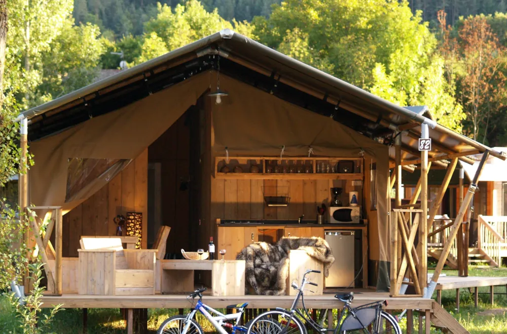 Location - Lodge Safari Isolée 35M² (2 Chambres Et Une Salle De Bains/Wc) + Terrasse - CosyCamp