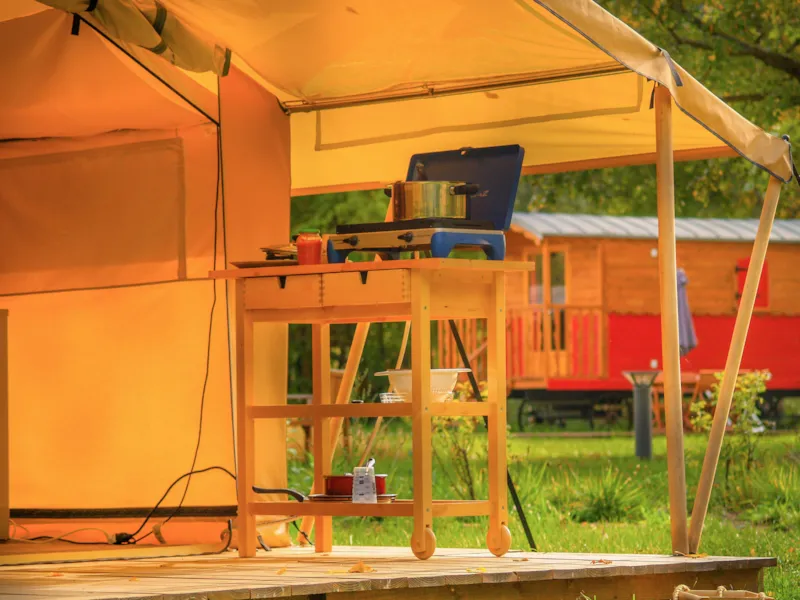 Tente Canadienne 25M² (2 Chambres) + Terrasse (Sans Sanitaires Privés)