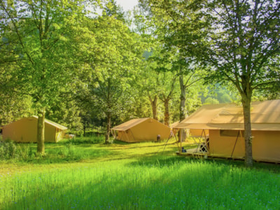 Canadian Tent 25m² (2 bedrooms) + terrace (without toilet blocks)