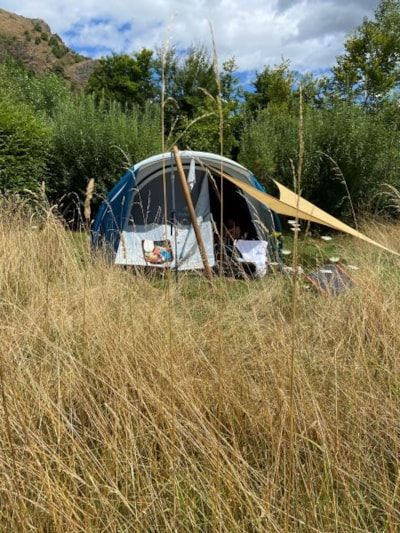Camping pitch NATURE 100m² - Price for 2 pers. without electricity