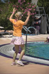 Foto #43 van Bi Village