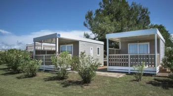 Mietunterkunft - Lodge Deluxe Sea View Suite - Bi Village