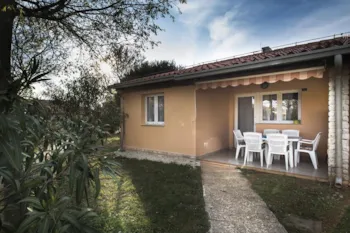 Mietunterkunft - Holiday Home Comfort Lemon - Bi Village