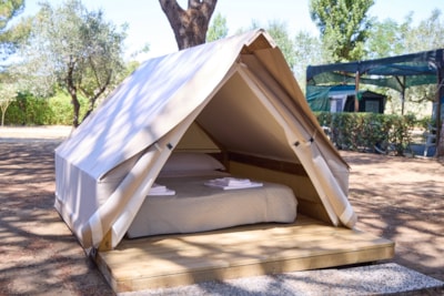 Tent Small — 2
