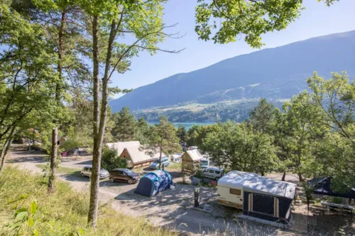 Pitch - Pitch: Vehicle + Tent - Or Vehicle + Caravan - Or Camper/Van - image n°1 - Camping de la Plage - Alpes, Vercors et Trièves