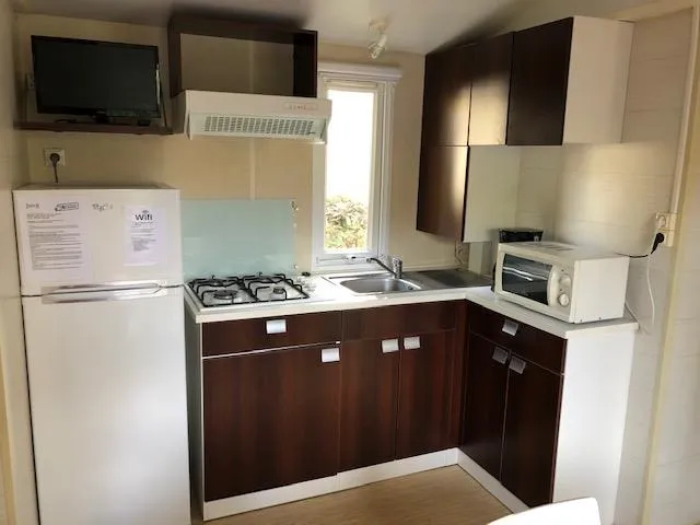 Mobilhome Abrivado 2 Chambres - 25M2 - Avec Clim + Tv - Terrasse Couverte 9 M2