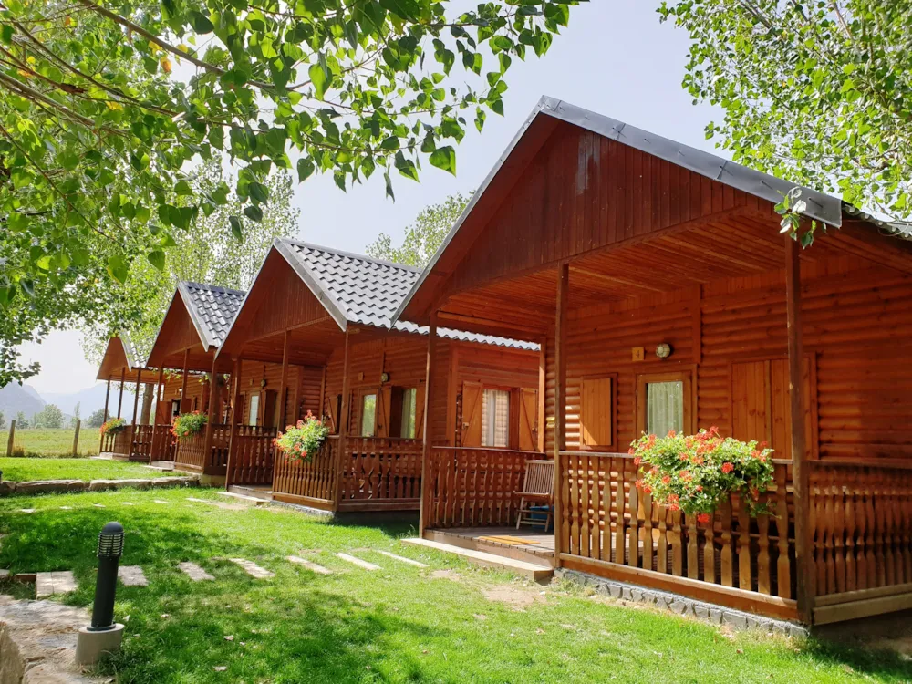 Location - Bungalow - Aigüestortes Camping Resort