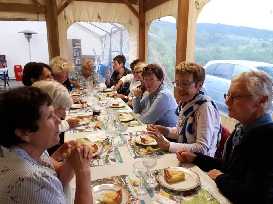 Camping La Cigale de L'Allier