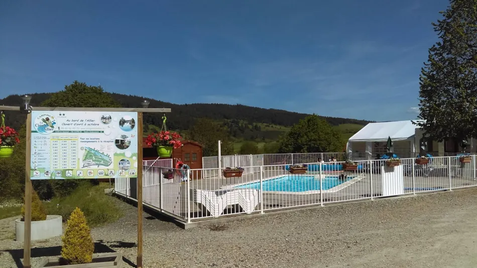 Camping La Cigale de L'Allier
