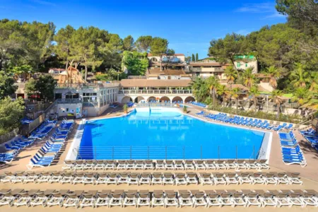 Camping Holiday Green - Camping Direct