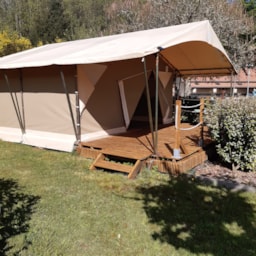 Accommodation - Tent Lodge Nature 20M² + Sheltered Terrace - 2 Bedrooms - Camping L'Ecrin Nature