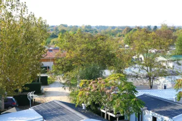 Camping Le Lagon de la Prée - image n°3 - Camping Direct