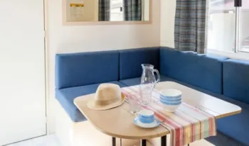Mietunterkunft - Classic | 32M² | Klimaanlage | 3 Schlafzimmer | Einfache Terrasse - - Camping Marvilla Parks - Les Lacs du Verdon