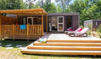 Mietunterkunft - Premium Exclusive | 33M² | Klimaanlage + Tv | 3 Schlafzimmer | Hochterrasse - - Camping Marvilla Parks - Les Lacs du Verdon