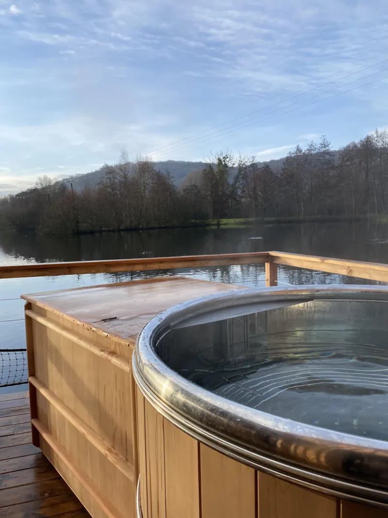 Cabane Sur L'eau Avec Bain Nordique Privatif