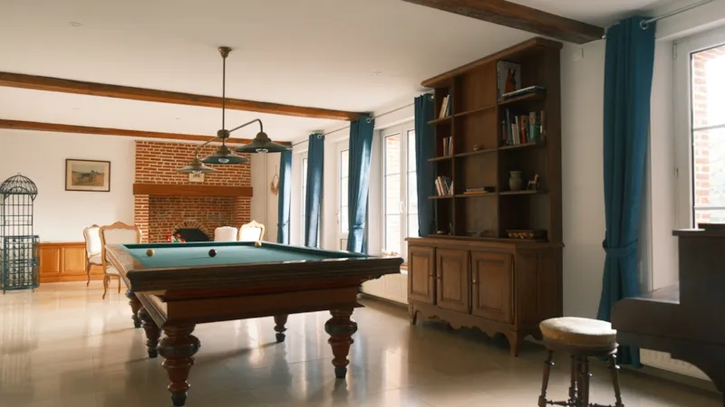 La Tour : Maison De Caractère