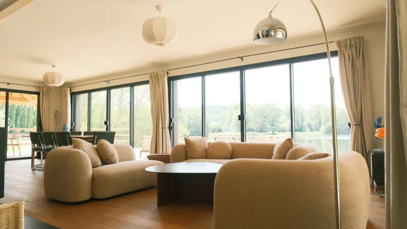 Maison Canadienne Au Bord Du Lac