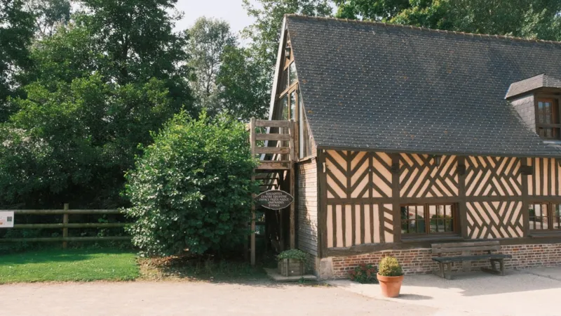 Gîte De Groupe - La Bergerie (15Pers)