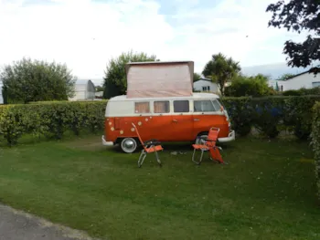 Kampeerplaats(en) - Standplaats : Auto + Tent / Caravan Of Kampeerauto - Camping Le Rivage
