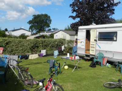 Pitch: camping-car + electricity — 3
