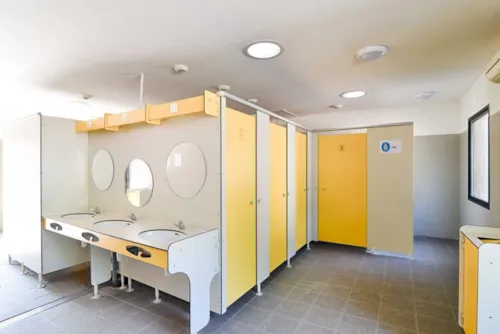 Emplacement - Forfait Tente / Véhicule En Option - image n°3 - Camping des Barolles