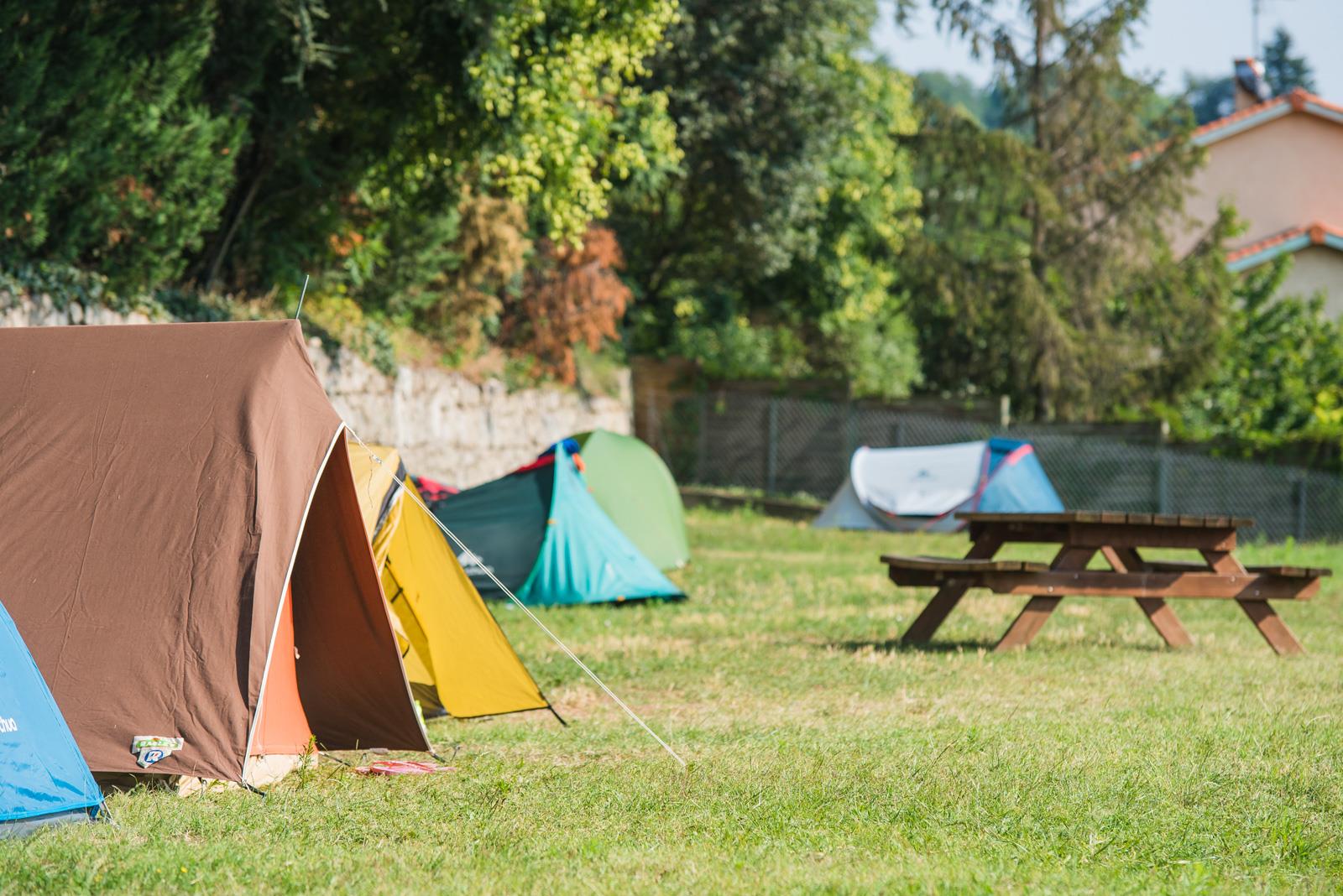 Kampeerplaats - Tentplaats / Optioneel Voertuig - Camping des Barolles