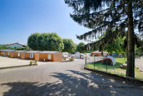 Emplacement - Forfait (Caravane / Camping Car / Tente De Toit) - image n°5 - Camping des Barolles