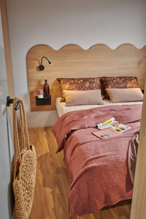 Accommodation - Mobile Home Vanoise 24M² - 2 Bedrooms + Air Conditioning - image n°2 - Camping Marie France