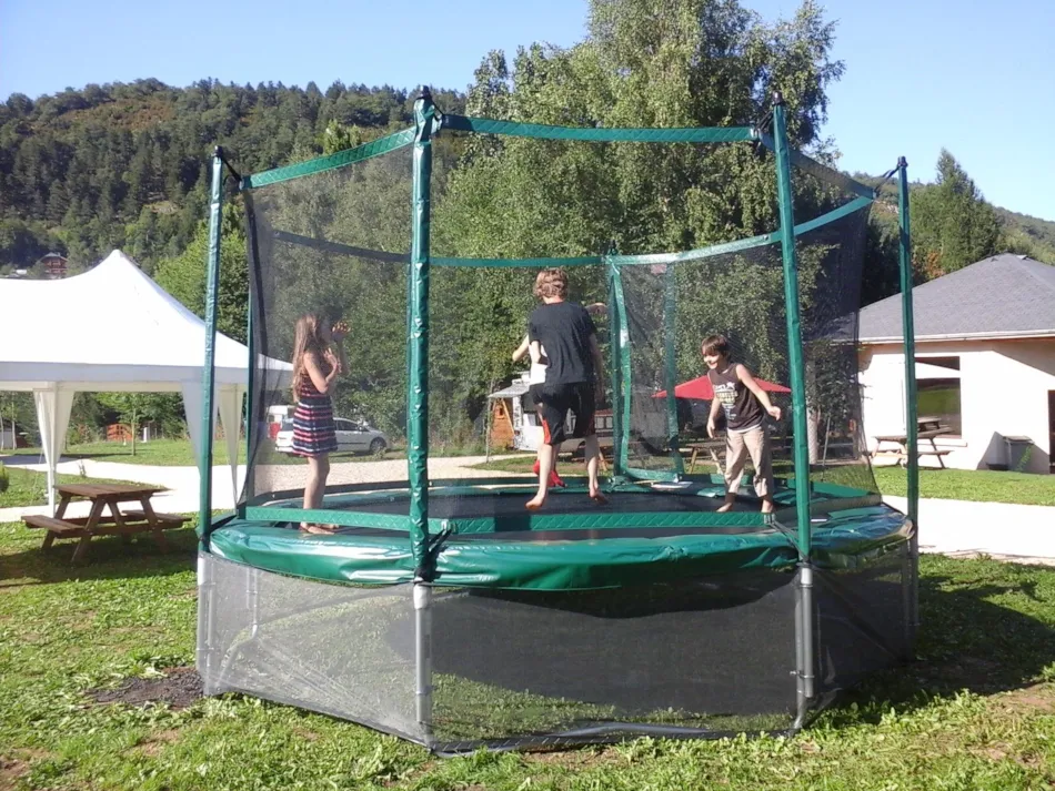 Camping Les Chalets du Lac Belcaire ****