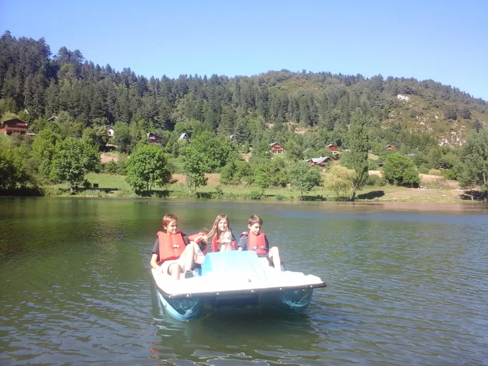 Camping Les Chalets du Lac Belcaire ****