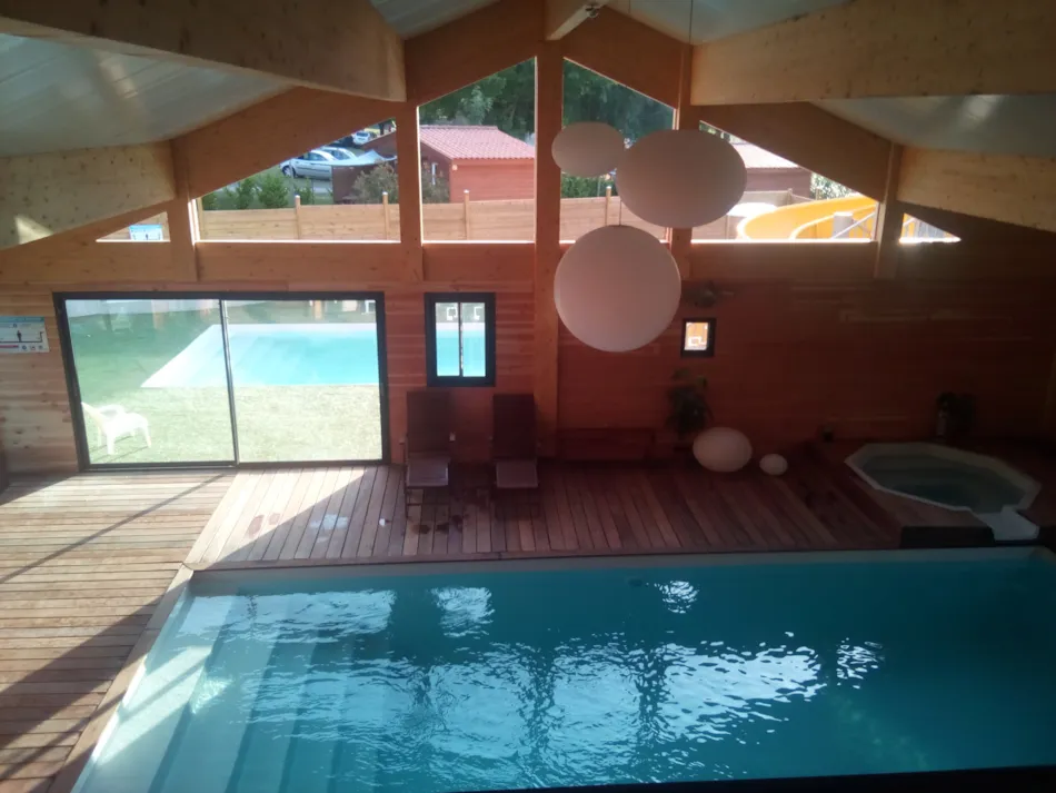 Camping Les Chalets du Lac Belcaire ****