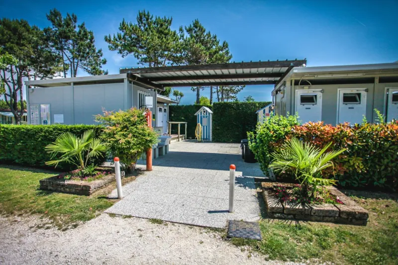 Emplacement Aqua & Park Tente / Caravane + Voiture