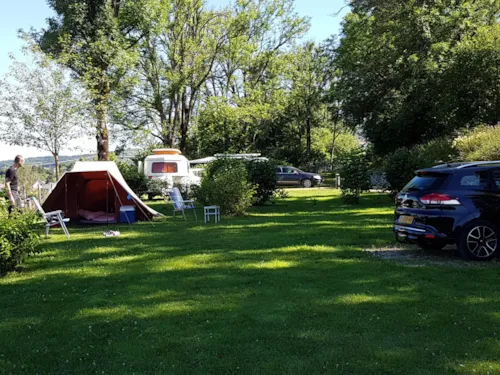 Emplacement - Emplacement - image n°6 - Camping Les 12 Cols