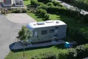  - Pitch: camping-car - Camping Les 12 Cols