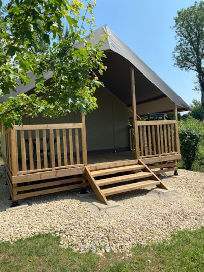 Lodge Tent