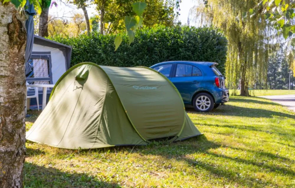 Pitch - Tent Or Caravan Pitch - Camping Oasis des Dombes