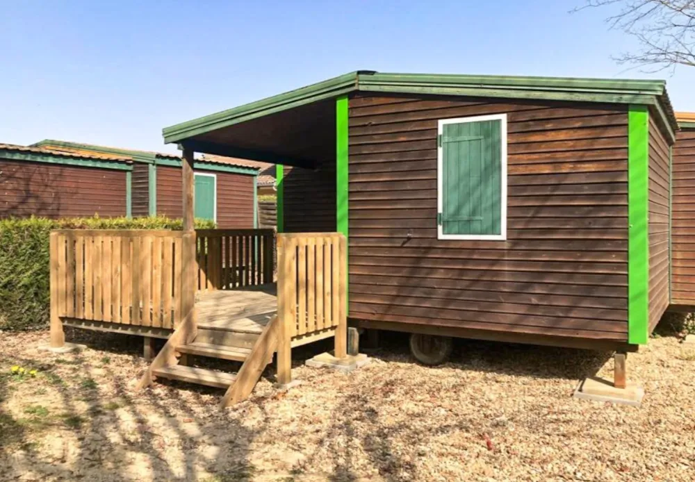 Accommodation - Fisherman's Hut - 30M² - 2 Bedrooms - Camping Oasis des Dombes