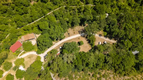Kampeerplaats(en) - Basisprijs Comfortplaats (1 Tent, Caravan Of Camper / 1 Auto) - image n°6 - Camping la Graville