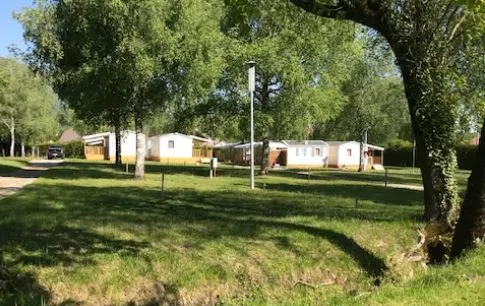 Huuraccommodatie(s) - Stacaravan 2 Slaapkamers - New Trigano - image n°1 - Clico Chic - Camping L'Aloua