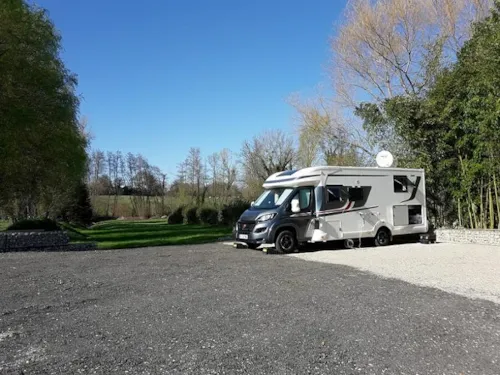 Stellplatz - Stellplatz : Wohnmobil - image n°4 - La Ferme des Epinettes