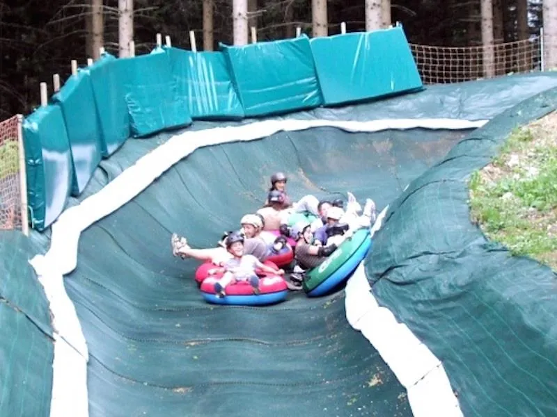 Camping Onlycamp Des Petites Roches