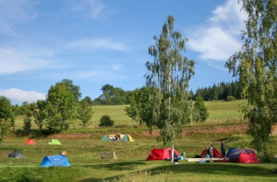 Camping package (pitch, 2 people, 1 vehicle)