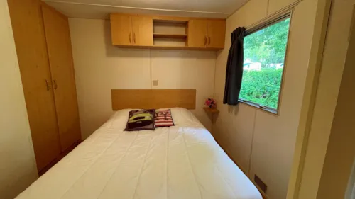 Mietunterkunft - Vintage Mobilheim Ontario 2 Schlafzimmer Terrasse - image n°5 - Camping de la Belle Etoile
