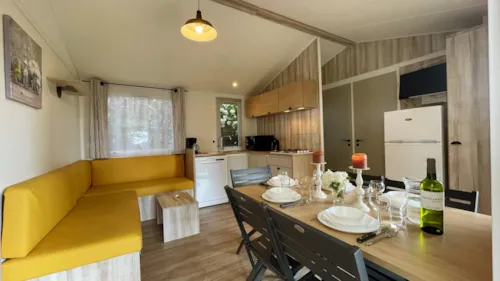 Mietunterkunft - Mobilheim Nirvana Grand Confort 3 Schlafzimmer Terrasse - image n°8 - Camping de la Belle Etoile