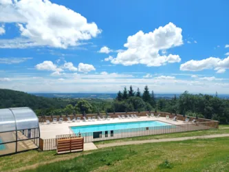 Village Huttopia Pays de Condrieu - image n°3 - Camping Direct