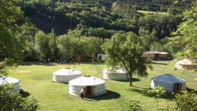 Traditional Mongolian yurt, 26m² — 3
