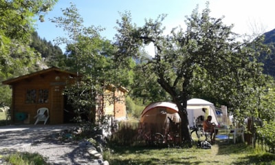 Tent pitch — 4