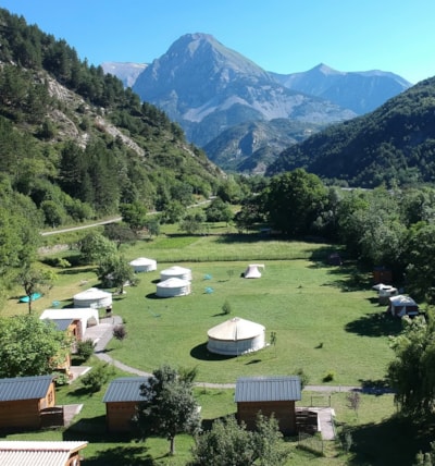 Traditional Mongolian yurt, 26m² — 1