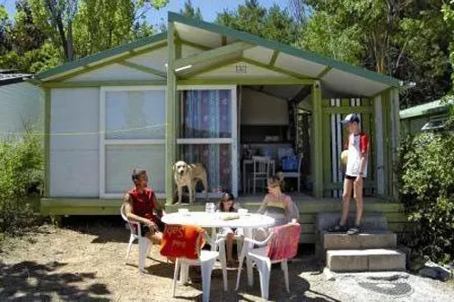 Accommodation - Chalet  Standard 23M² Half-Covered Terrace  5P - Flower Camping Les Cadenières