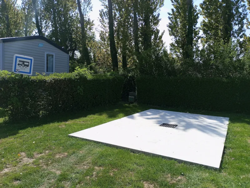 Forfait Confort- Emplacement + Véhicule + Électricité